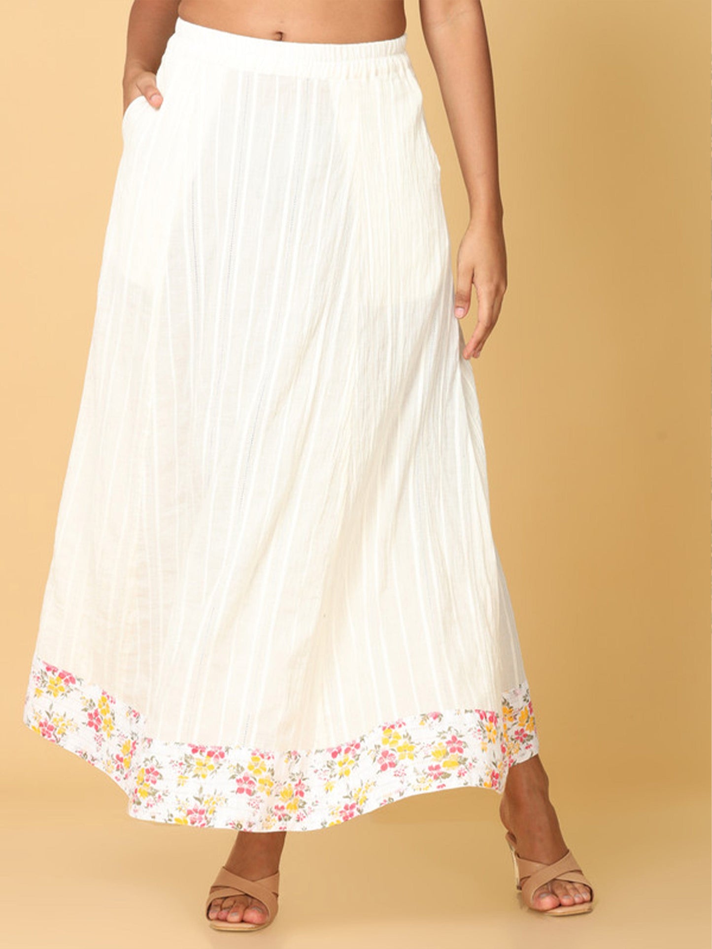 Hassu's Women Off White 3/4th Sleeves Cotton Floral Regular Knee Length Key Hole Neckline Kurta Set -Without Dupatta