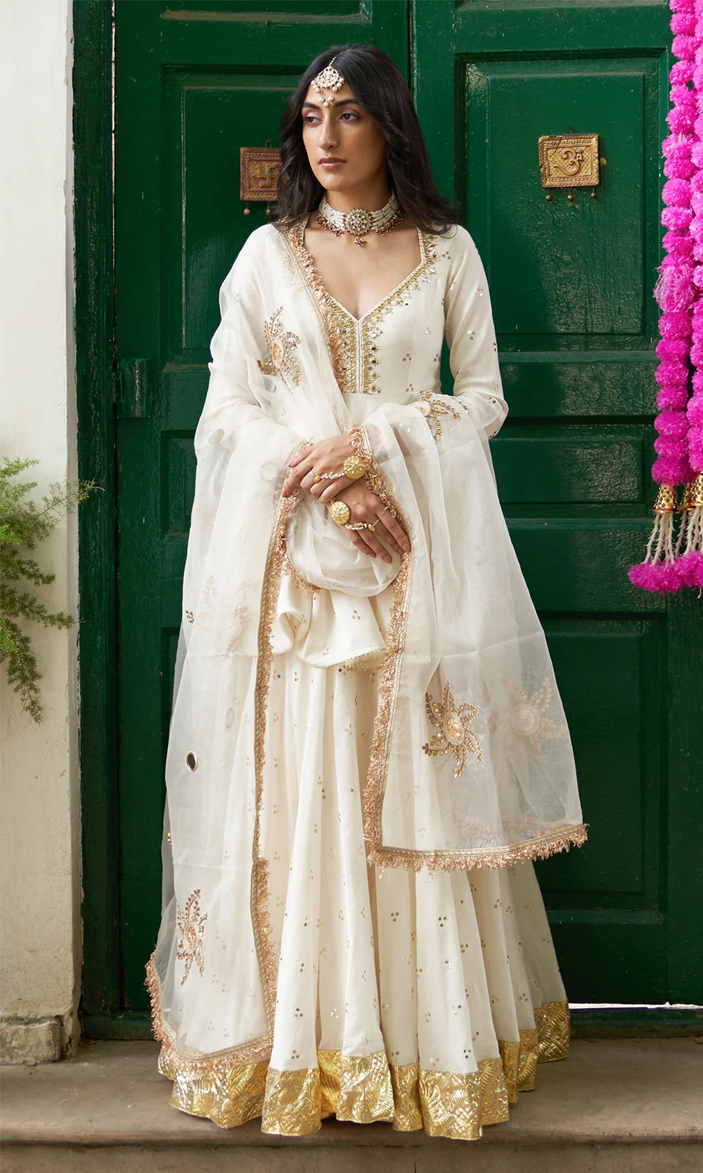 Divya Khosla Kumar in Jhilmil White Lehenga With Kurta And Dupatta Set Of 3