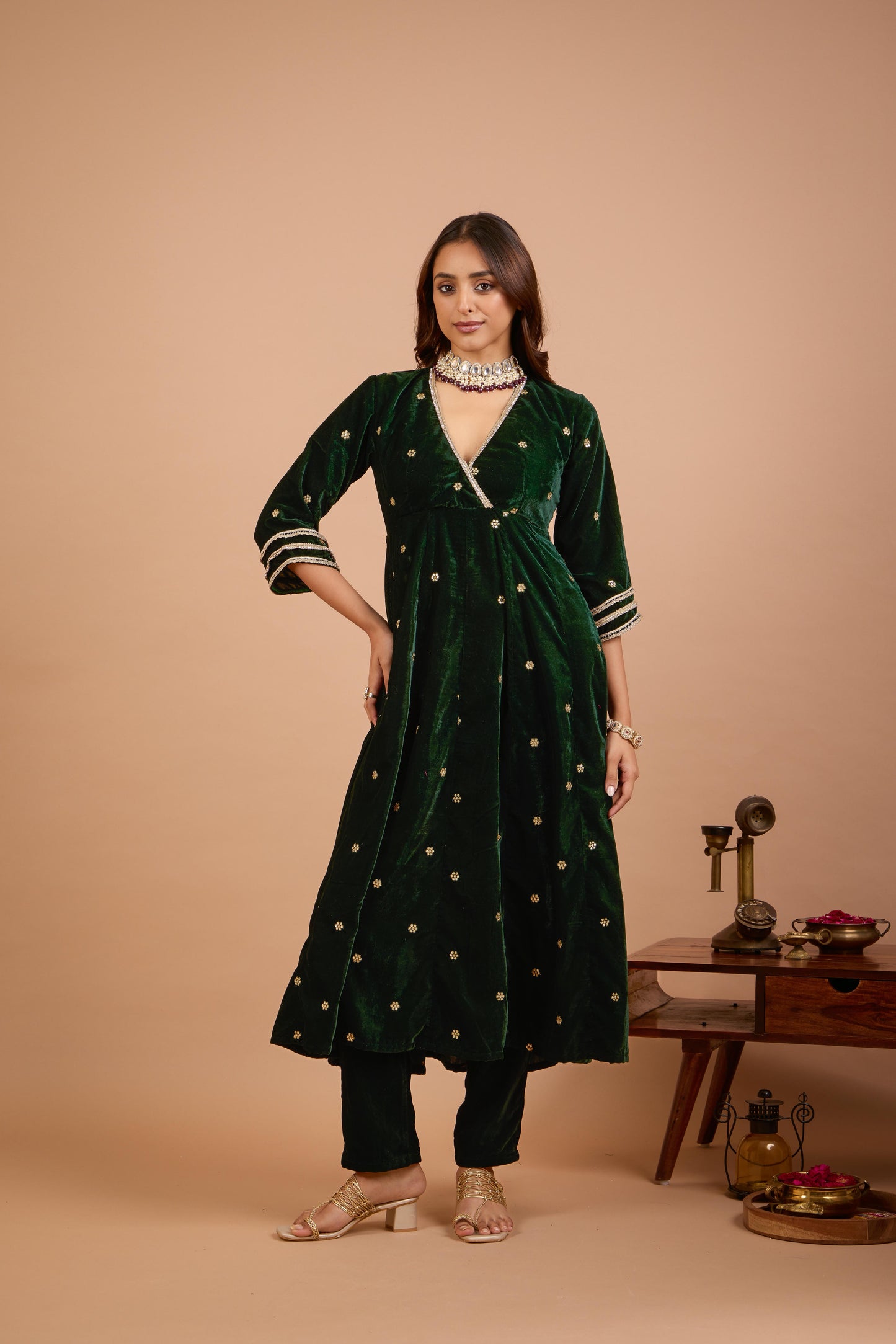 Nazaakat Jugni Emerald Glow Velvet Anarkali