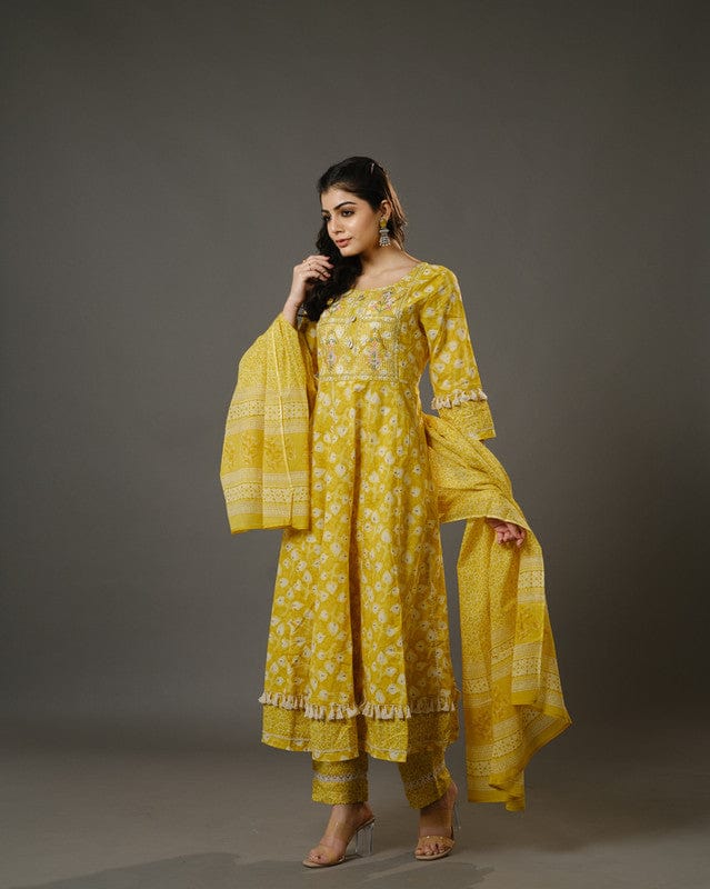 Yellow 3/4th Sleeve Cotton Abstarct Batik Print, Machine Embroidery Calf Length Kurta Set - With Dupatta