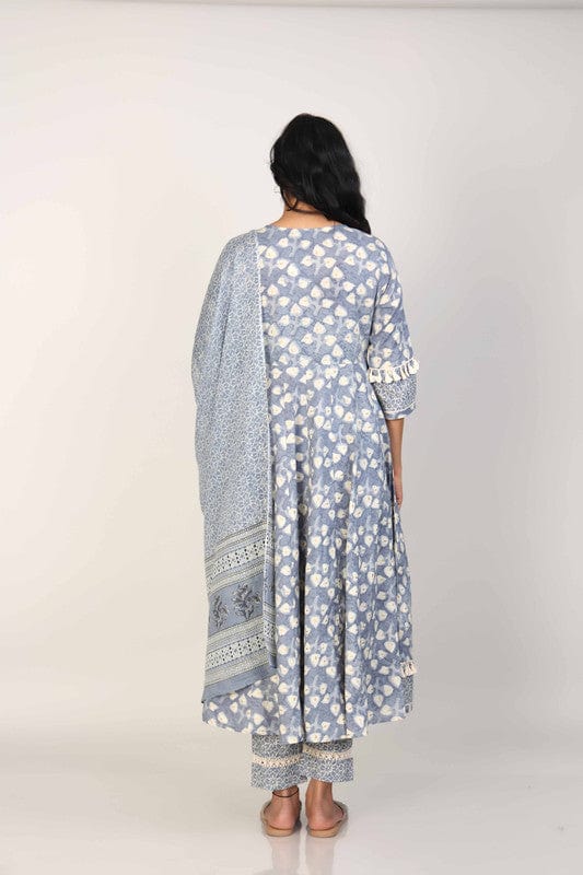 Grey 3/4th Sleeves Cotton All over print floral Calf length Kurta Set - With Dupatta