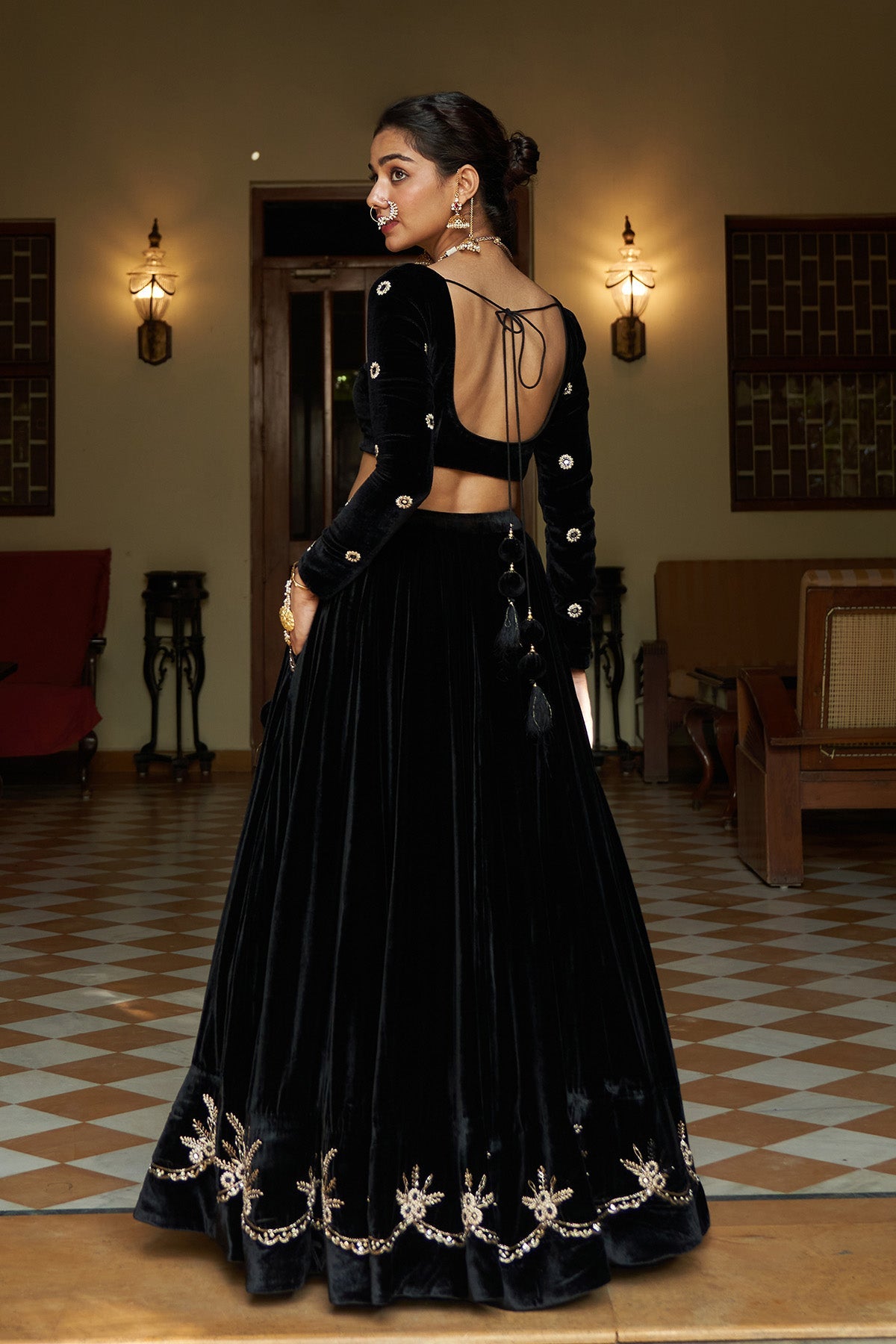 Zooni Black velvet lehenga with blouse and shawl ( set of 3)