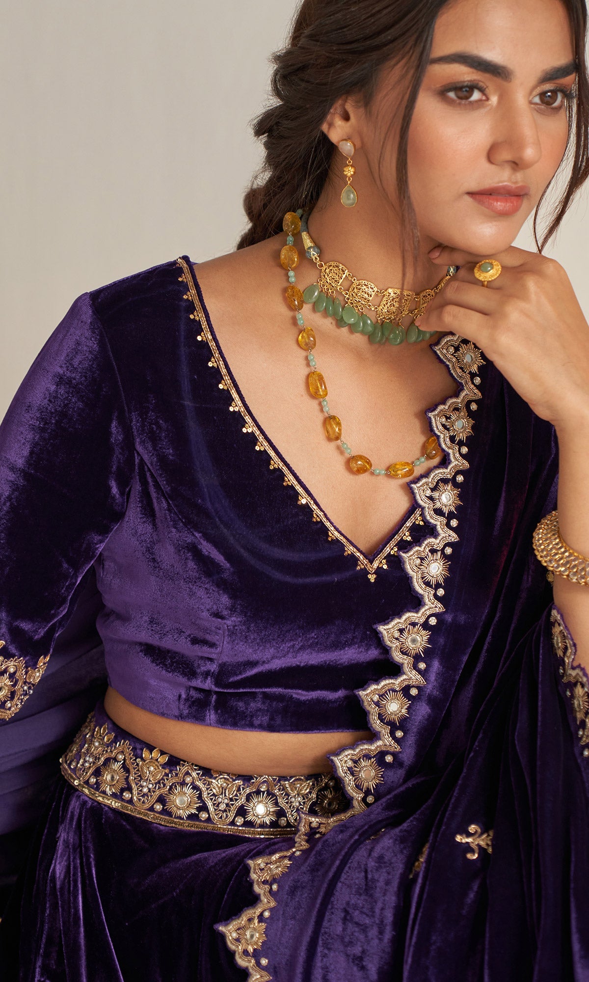 Khizaan Embroidered Purple velvet Lehenga set with scalloped shawl Set of 3