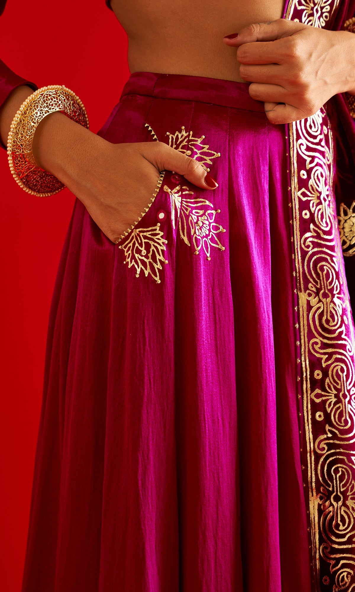 Sufiya Foil Deep Orchid Pocket Lehenga With Blouse And Shawl (Set Of 3)