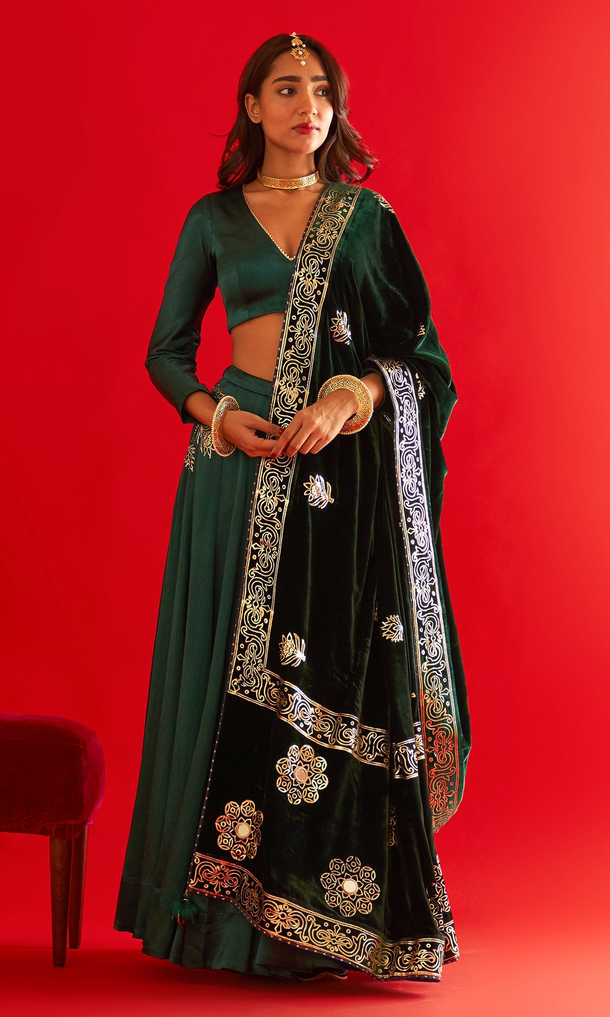 Sufiya Foil Green Pocket Lehenga With Blouse And Shawl (Set Of 3)
