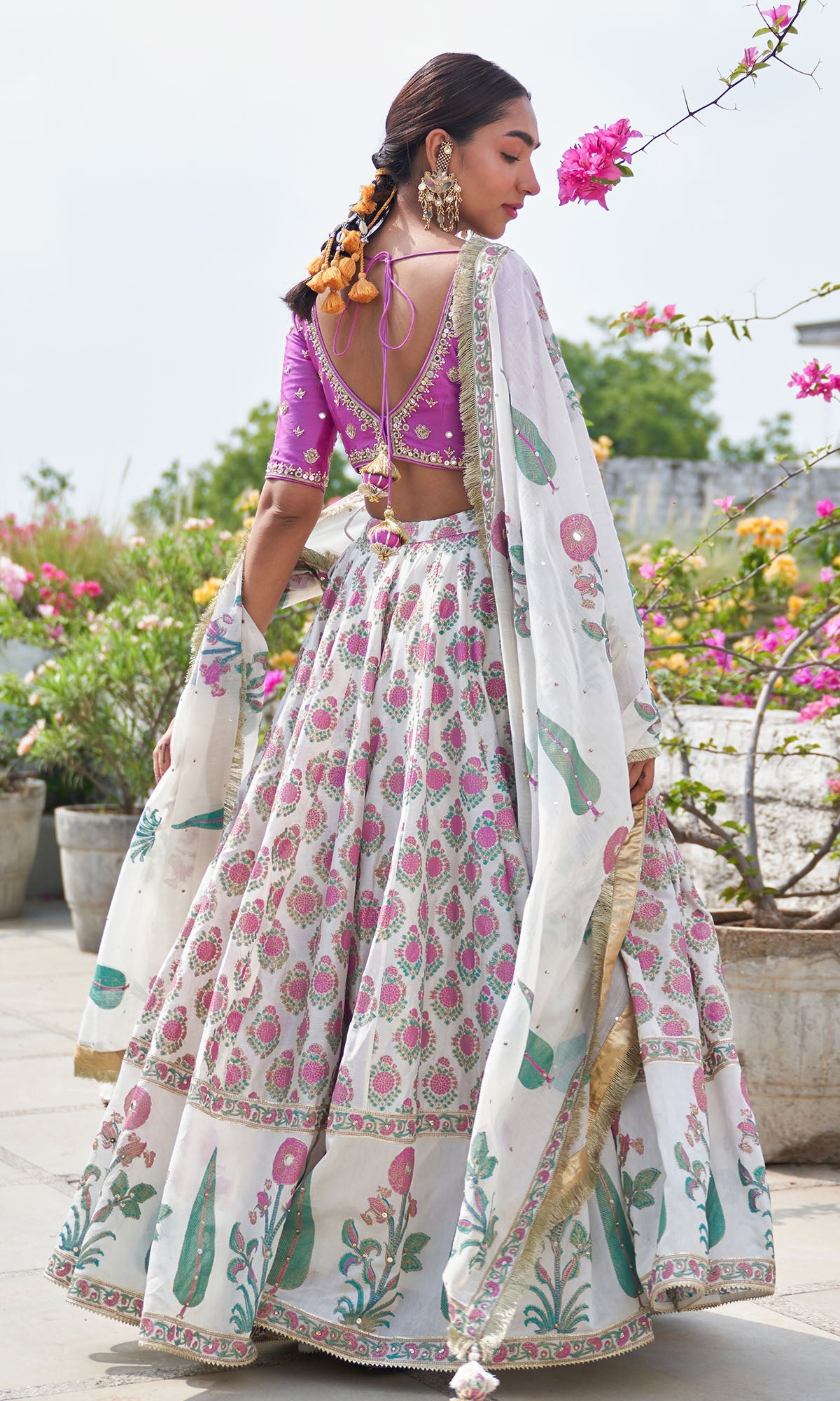 Boond Vol. 2 White Mughal Buta Lehenga With Solid Pink Embroidered Blouse And Mughal Dupatta(Set Of 3)