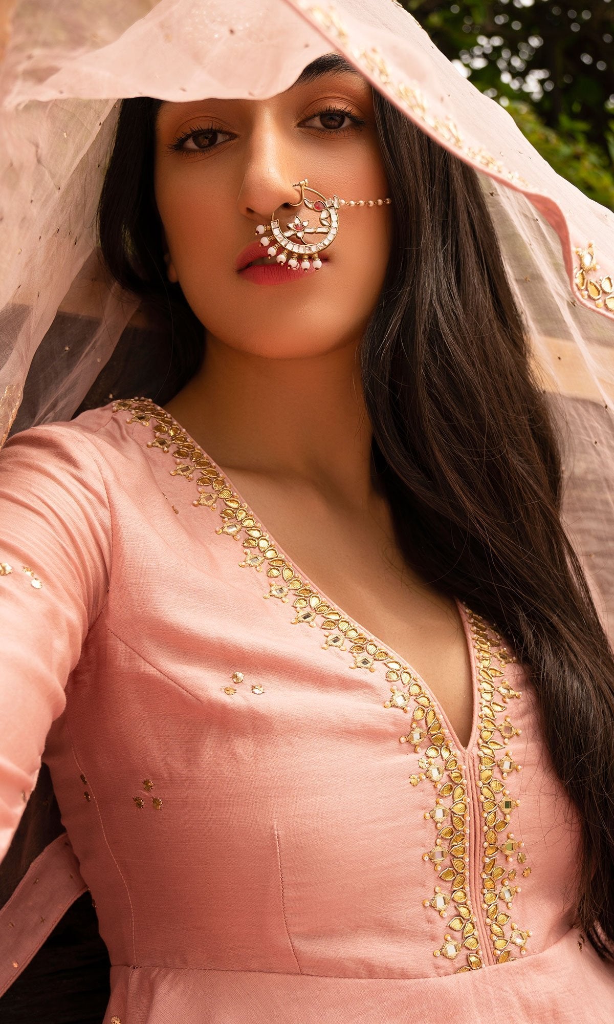 ADITI RAO HYDARI IN  JAMAAL SOFT PINK MUKAISH CHANDERI KURTA WITH MUKAISH CHANDERI LEHENGA AND ORGANZA DUPATTA - SET OF 3