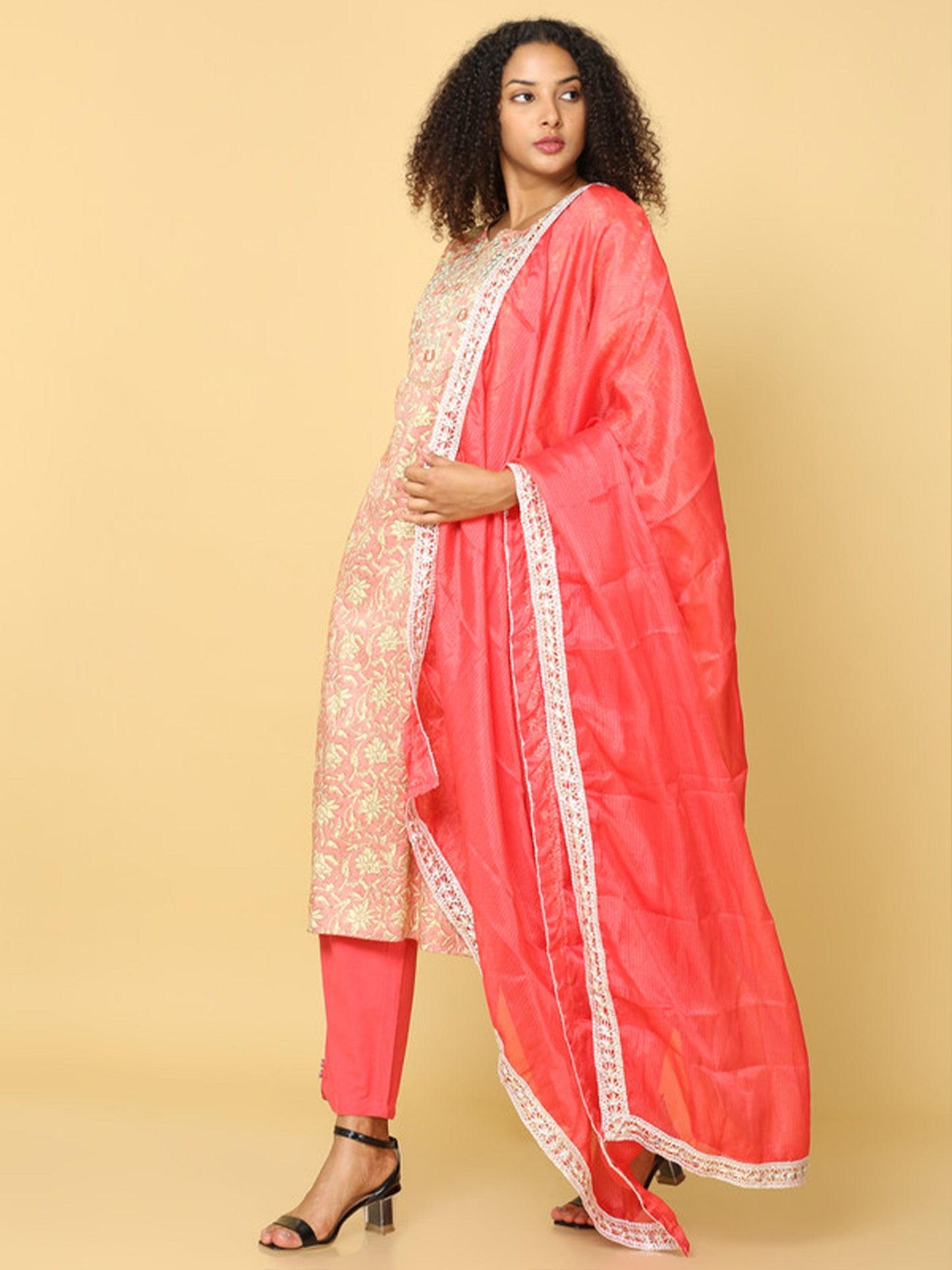 Hassu's Women Pink 3/4th Sleeves Cotton Floral Print Regular Calf Length Jewel Neck Kurta Set -With Dupatta