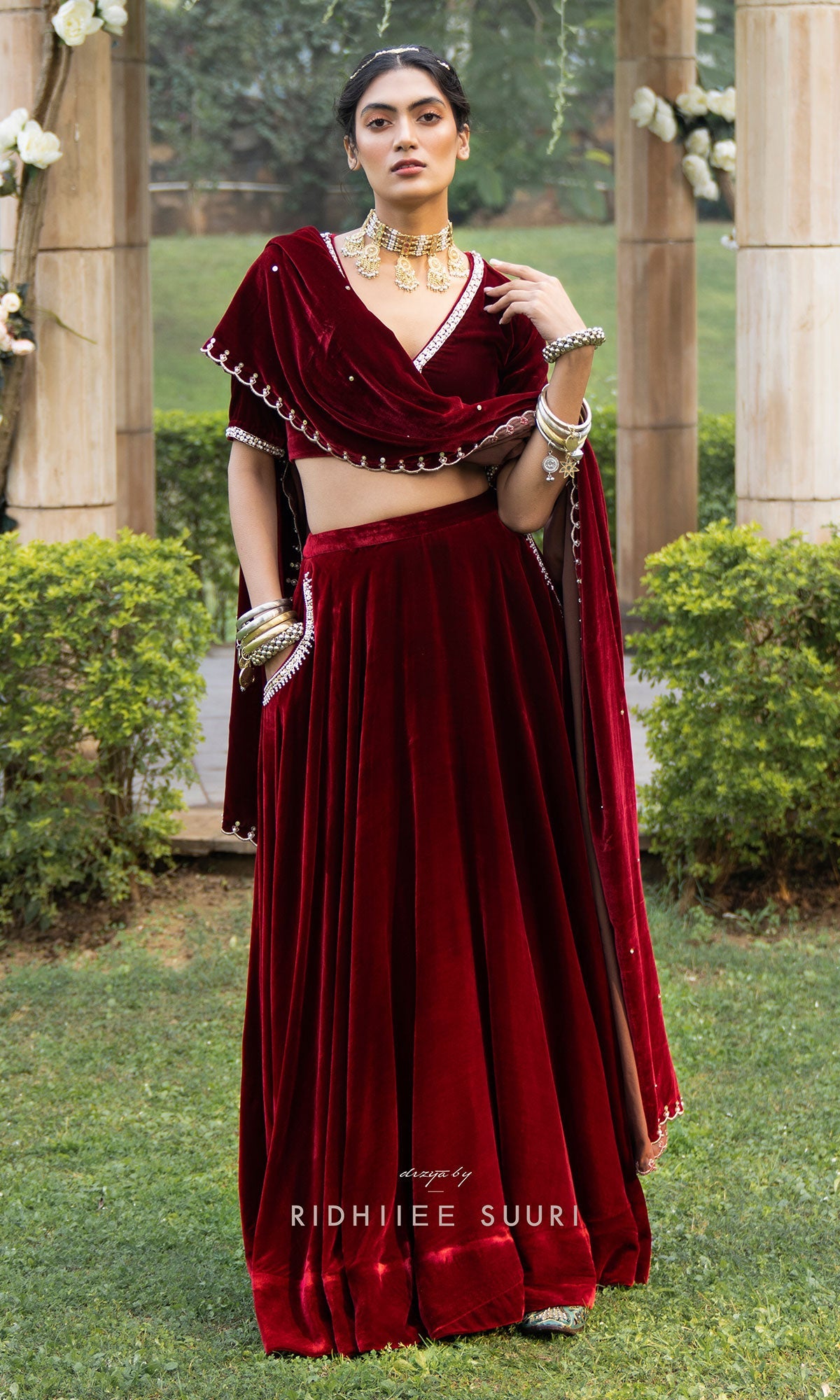 Bareen Mughals Red Velvet Embroidered Lehenga Set-set Of 3