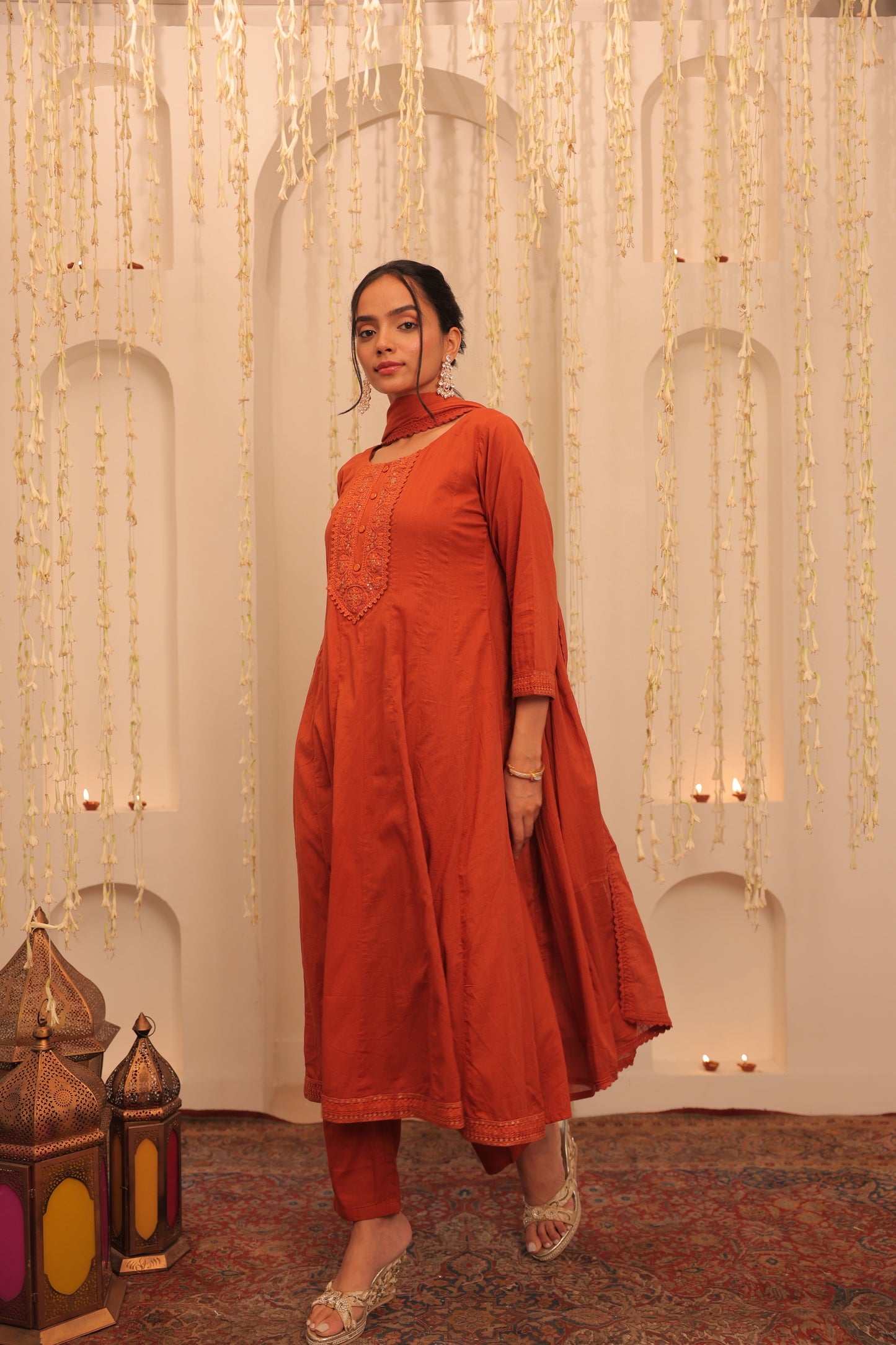 Nazaakat Anarkali Set