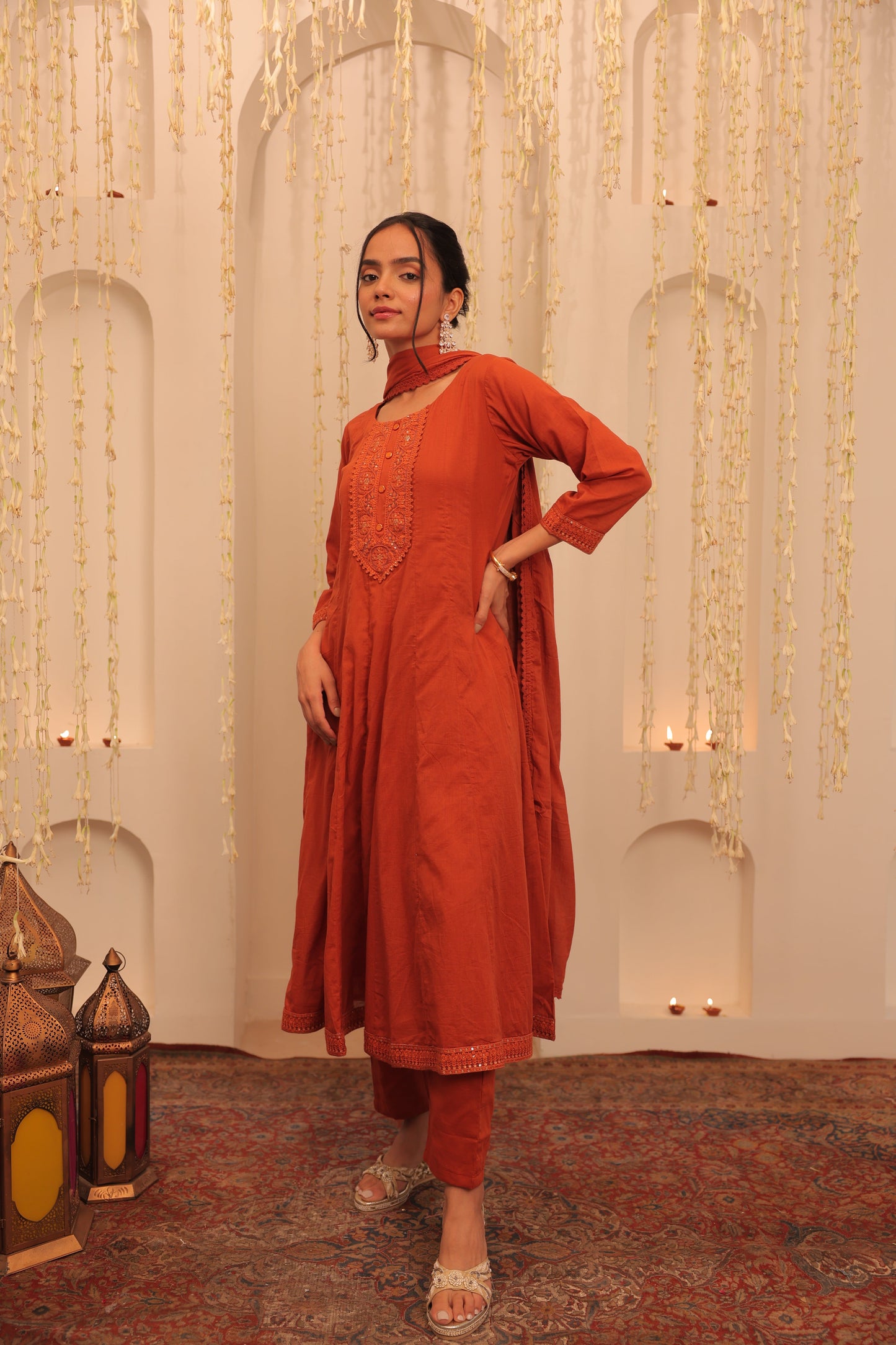 Nazaakat Anarkali Set