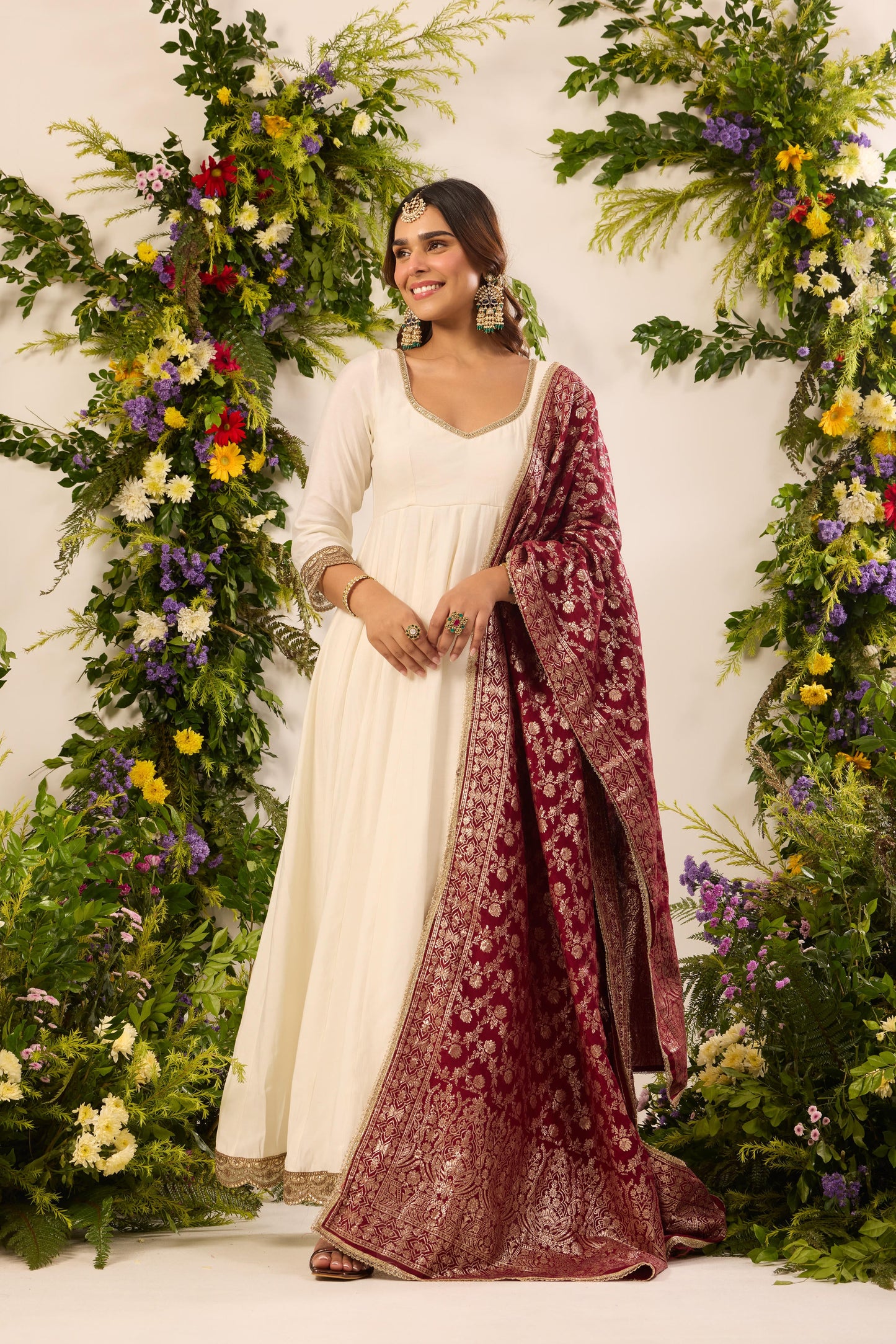 Mastaani Classic Ivory Anarkali Set - Red Dupatta