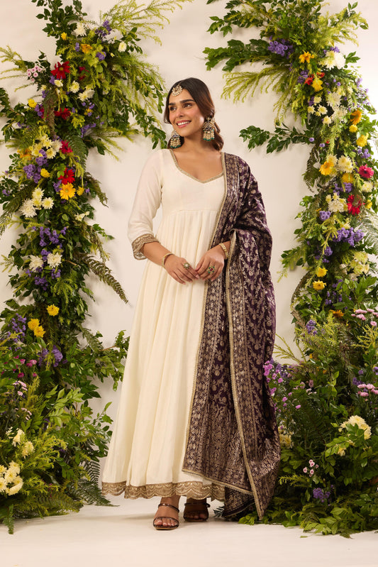 Mastaani Classic Ivory Anarkali Set - Purple Dupatta