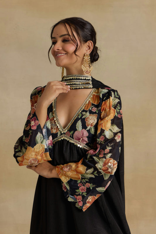 Nazaakat Noor Signature Black Anarkali with Choker Dupatta