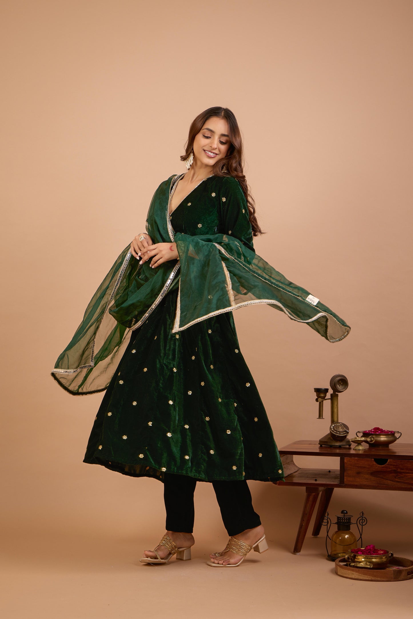 Nazaakat Jugni Emerald Glow Velvet Anarkali Set