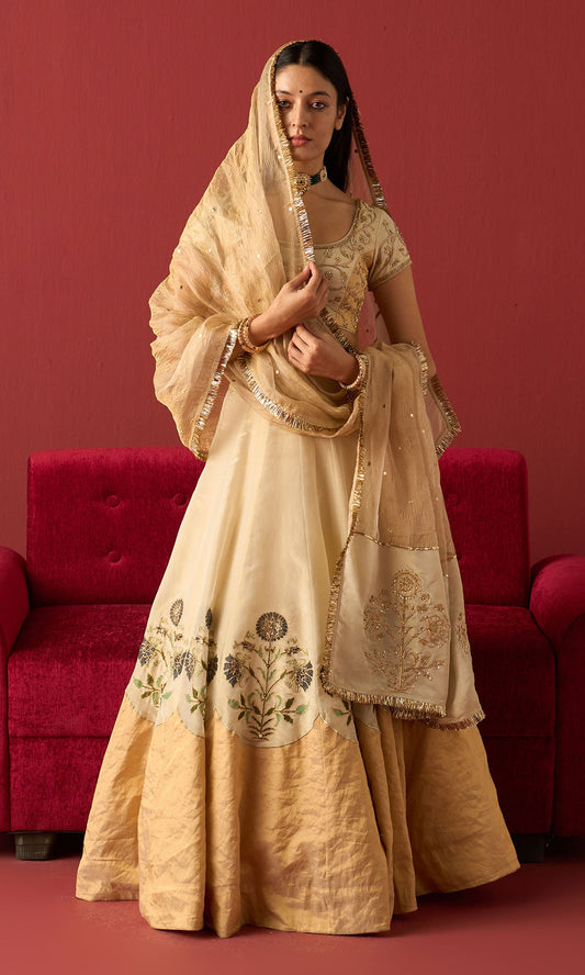 Rangeela Ivory gold tissue Mughal block print patch work lehenga with blouse and  crush tissue dupatta ( set of 3)