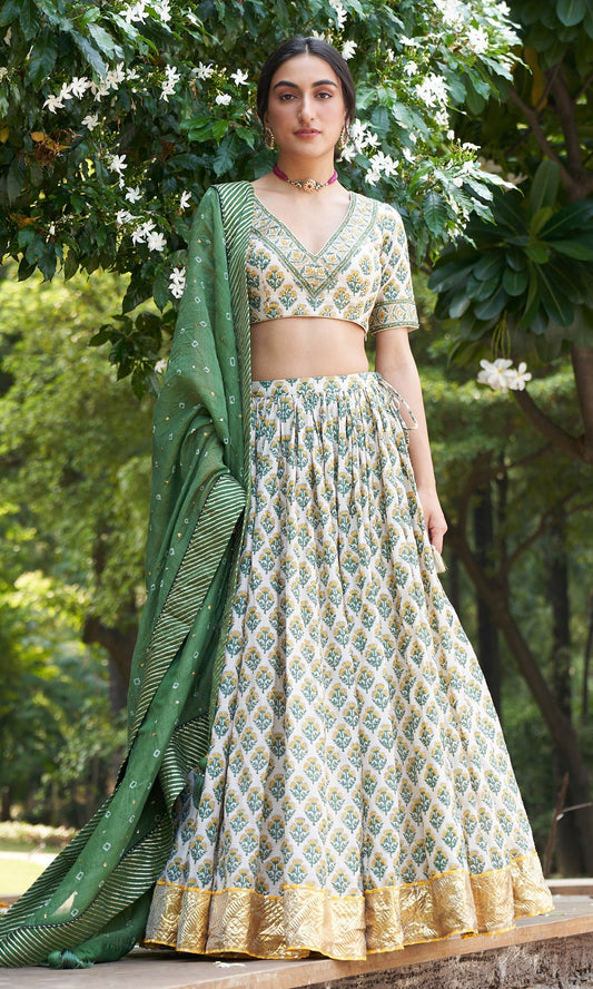 Kainaat - Green Block Printed V-Neck Blouse With Lehenga And Dupatta - Set Of 3