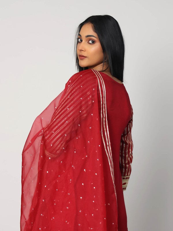 Maroon 3/4th Sleeves Chanderi All over print Calf length Kurta Set - With Dupatta