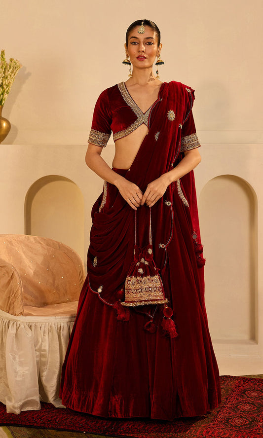 Dilbaro mughals red embroidered lehenga with blouse and shawl (set of 3)