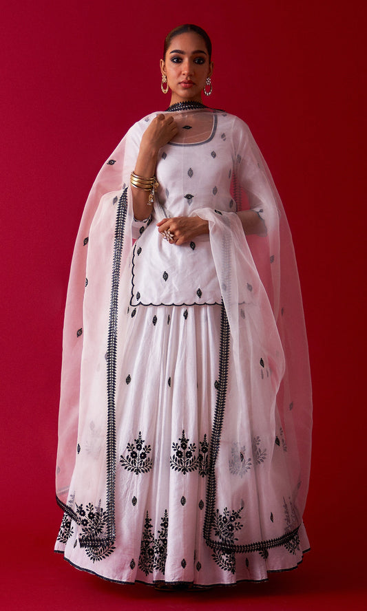 Rooh-e-daari White Embroidered Lehenga With Short Kurti And Dupatta Set Of 3