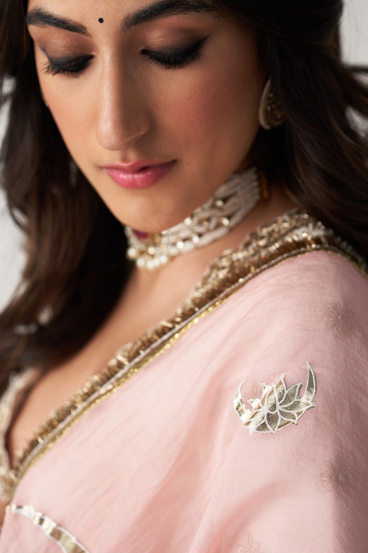 Pakeezah off white Tiered  lehenga with  embroidered blouse  and dusty  pink dupatta   (set of 3)
